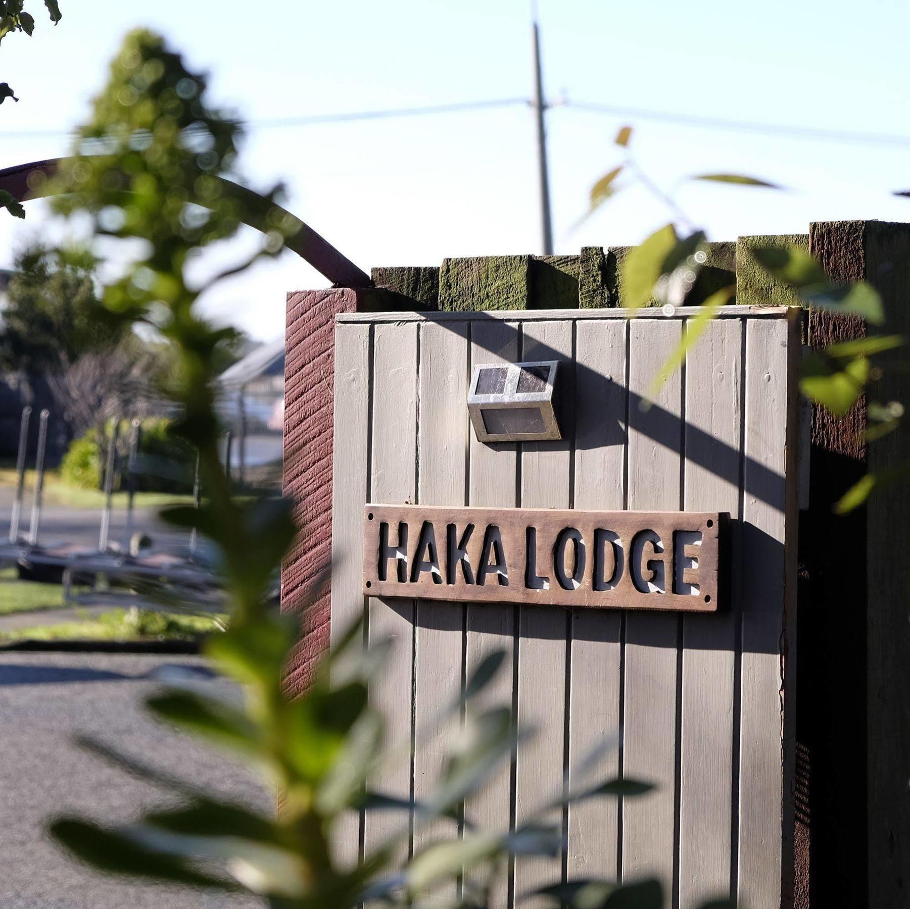Haka Lodge 基督城 外观 照片